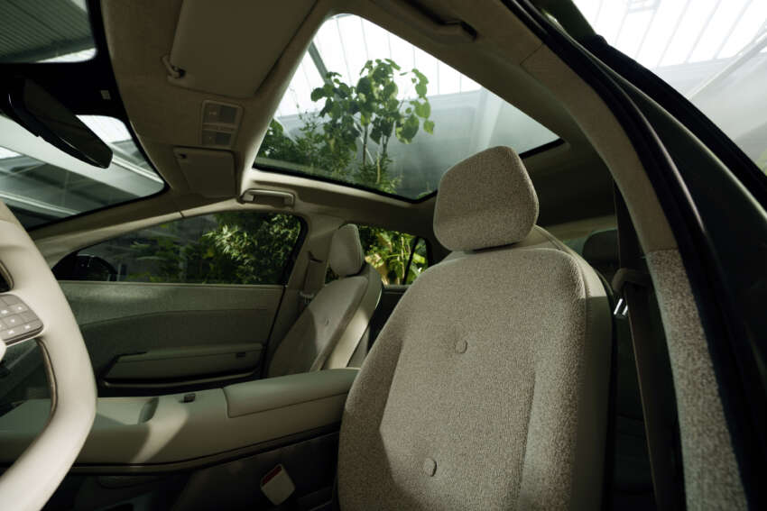 Volkswagen ID.Cross Concept debuts – electric SUV with 211 PS front motor, 420 km range WLTP 1965126