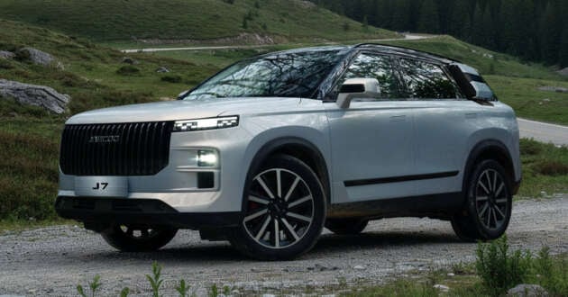 Jaecoo J7 AWD in Malaysia now comes with electric side steps and side tookit box – RM153,800 OTR