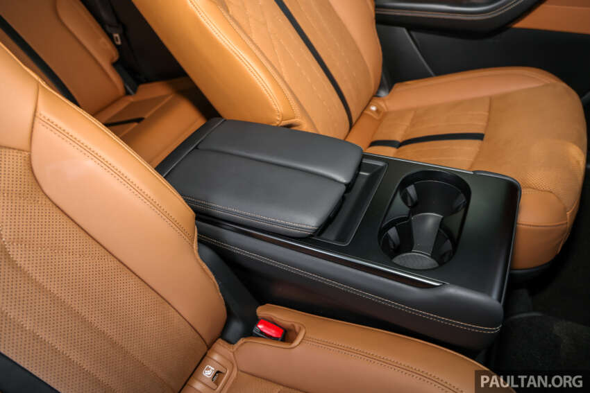 Mazda CX-80 2.5G PHEV AWD in Malaysia – three-row SUV, captain seats, 65 km NEDC EV range; RM297k 1981652