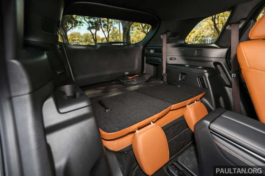 Mazda CX-80 2.5G PHEV AWD in Malaysia – three-row SUV, captain seats, 65 km NEDC EV range; RM297k 1981661