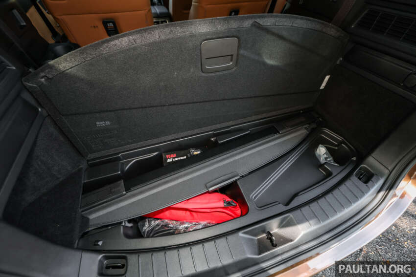 Mazda CX-80 2.5G PHEV AWD in Malaysia – three-row SUV, captain seats, 65 km NEDC EV range; RM297k 1981666