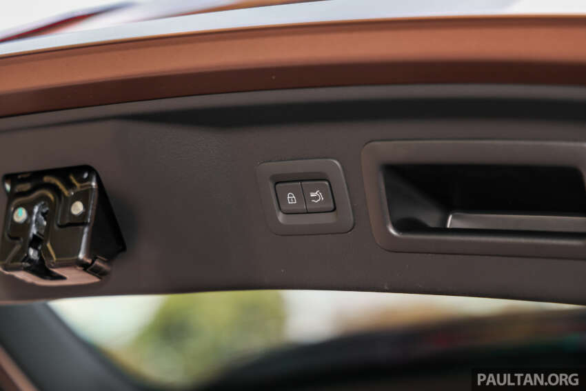 Mazda CX-80 2.5G PHEV AWD in Malaysia – three-row SUV, captain seats, 65 km NEDC EV range; RM297k 1981667