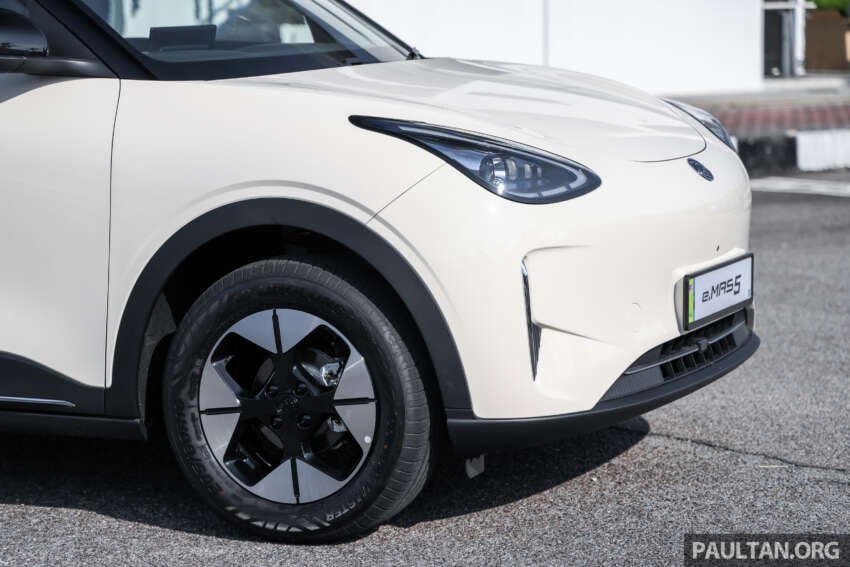 Proton eMas 5 fully revealed – first photos of body colour, RM60k to RM80k est, price reveal Oct 30 1987060