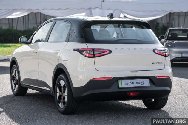 Proton eMas 5 dilancarkan – 2 varian, RM56,800-RM69,800, sehingga 116 PS, jarak gerak 325 km WLTP