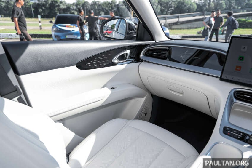 Proton eMas 5 fully revealed – first photos of body colour, RM60k to RM80k est, price reveal Oct 30 1987176