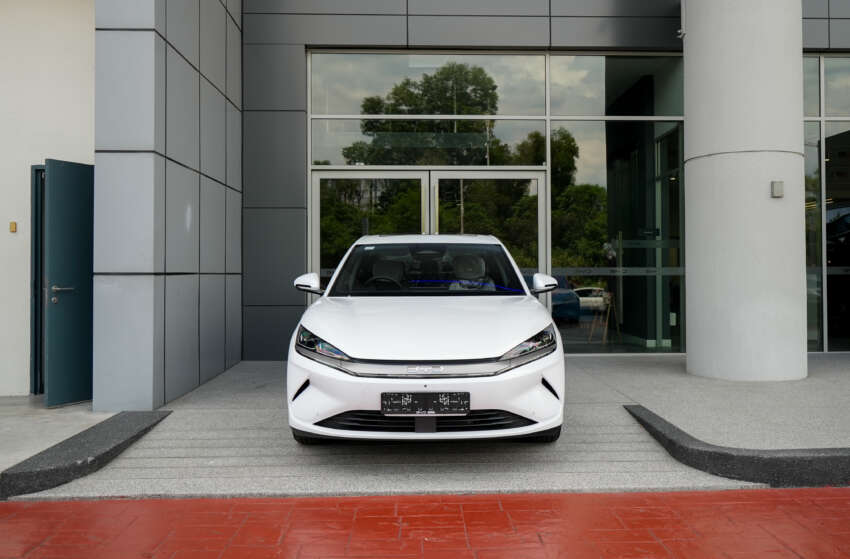 BYD Seal 6 EV reaches 100 deliveries in one week 1979669