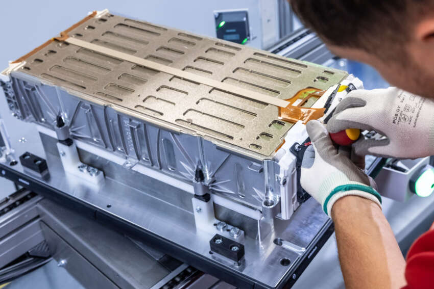 Ferrari Elettrica – brand’s first EV debuts in 2H 2026; 800V tech, active suspension, 1,128 PS, 530 km range 1981111