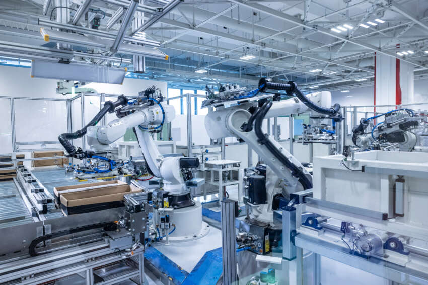 Ferrari Elettrica – brand’s first EV debuts in 2H 2026; 800V tech, active suspension, 1,128 PS, 530 km range 1981106