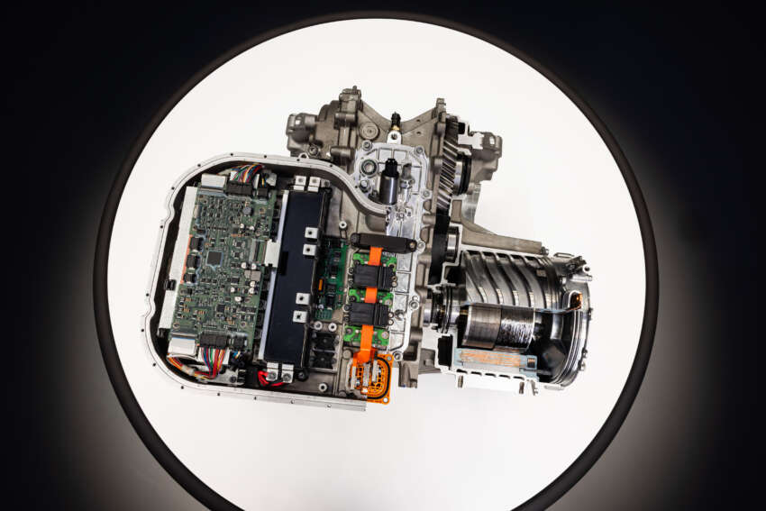 Ferrari Elettrica – brand’s first EV debuts in 2H 2026; 800V tech, active suspension, 1,128 PS, 530 km range 1981080