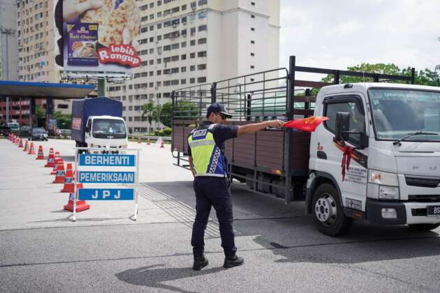 Selangor JPJ acts against 1,926 individuals without GDL, PSV, road tax under overloaded vehicle ops