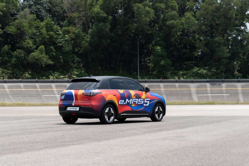 Proton eMas 5 — tanggapan awal pemanduan ringkas 1983529