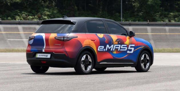 Proton eMas 5 — tanggapan awal pemanduan ringkas