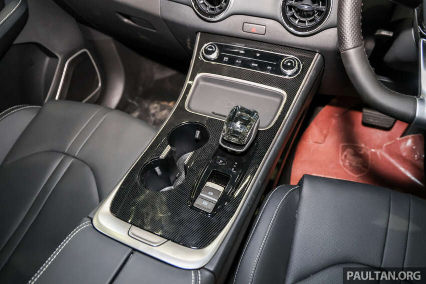 Forthing Friday EV, REEV to launch in Malaysia for RM130k? Dongfeng sub-brand to bring V9 MPV in 2026 1997869