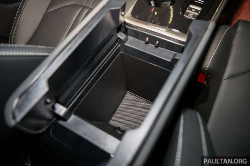 Forthing Friday EV, REEV to launch in Malaysia for RM130k? Dongfeng sub-brand to bring V9 MPV in 2026 1997874