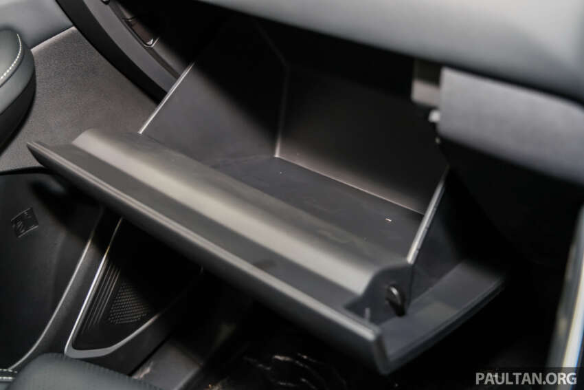 Forthing Friday EV, REEV to launch in Malaysia for RM130k? Dongfeng sub-brand to bring V9 MPV in 2026 1997876