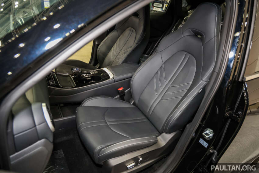 Forthing Friday EV, REEV to launch in Malaysia for RM130k? Dongfeng sub-brand to bring V9 MPV in 2026 1997890