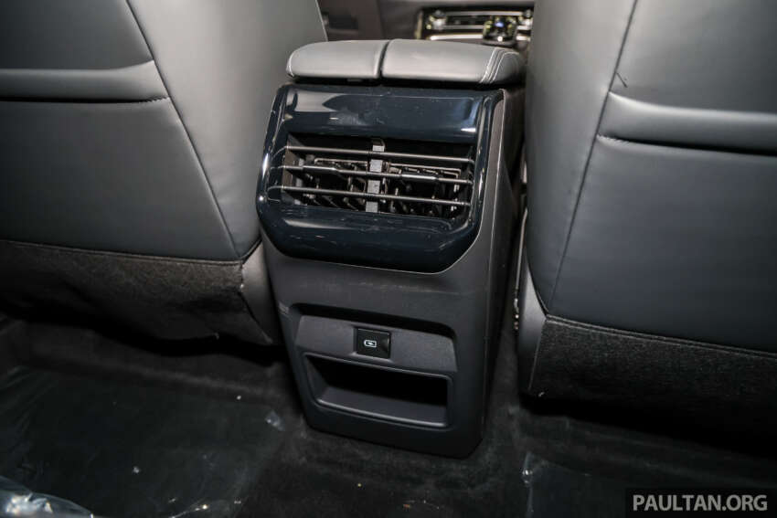 Forthing Friday EV, REEV to launch in Malaysia for RM130k? Dongfeng sub-brand to bring V9 MPV in 2026 1997896