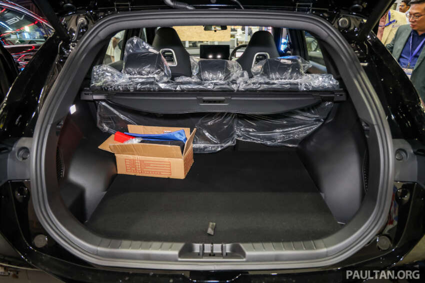 Forthing Friday EV, REEV to launch in Malaysia for RM130k? Dongfeng sub-brand to bring V9 MPV in 2026 1997897