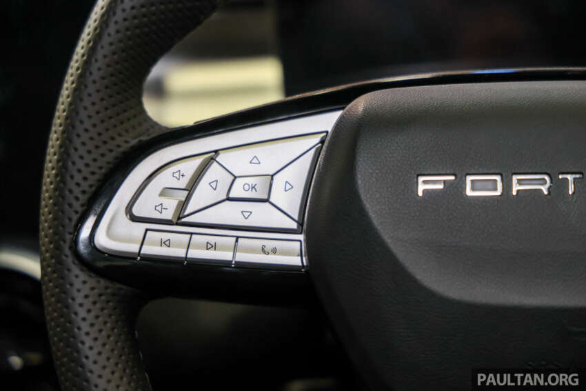 Forthing Friday EV, REEV to launch in Malaysia for RM130k? Dongfeng sub-brand to bring V9 MPV in 2026 1997863