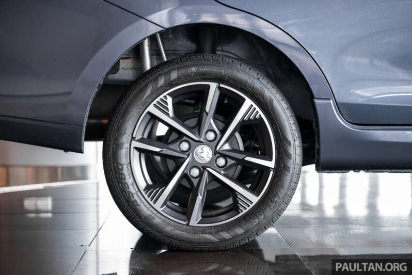 Proton Saga 2026 dilancarkan di Malaysia — Standard, Executive, Premium; 1.5L NA 120 PS; dari RM38,990 2004300