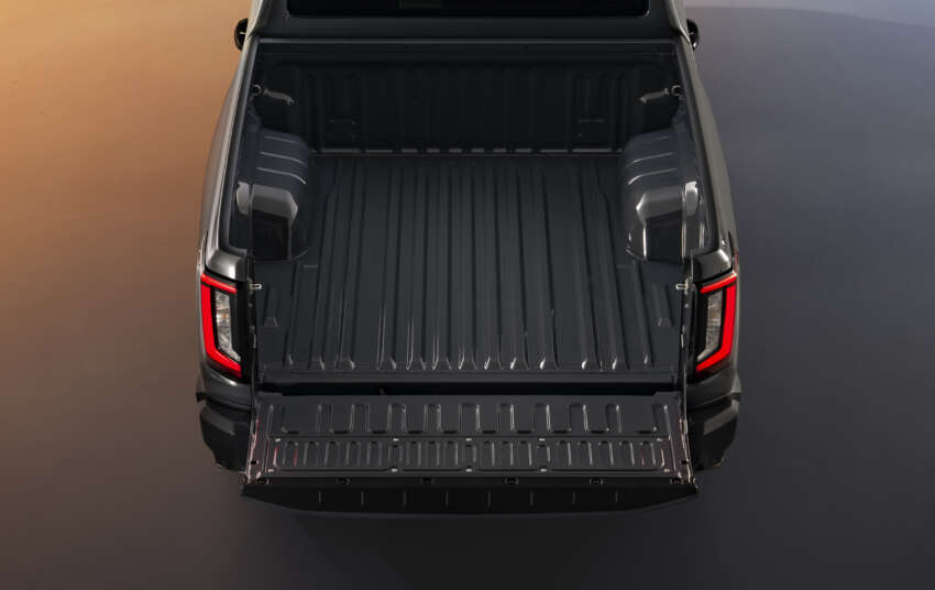 2026 Toyota Hilux Travo – heavy facelift, 2.8L diesel standard, EV with 240 km WLTP range, RM99k-RM192k 1996594