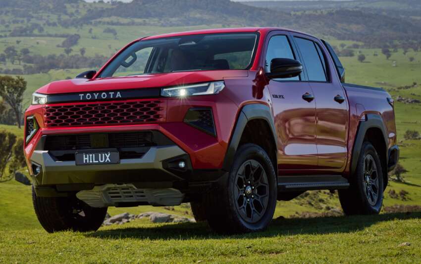 2026 Toyota Hilux Travo – heavy facelift, 2.8L diesel standard, EV with 240 km WLTP range, RM99k-RM192k 1996632