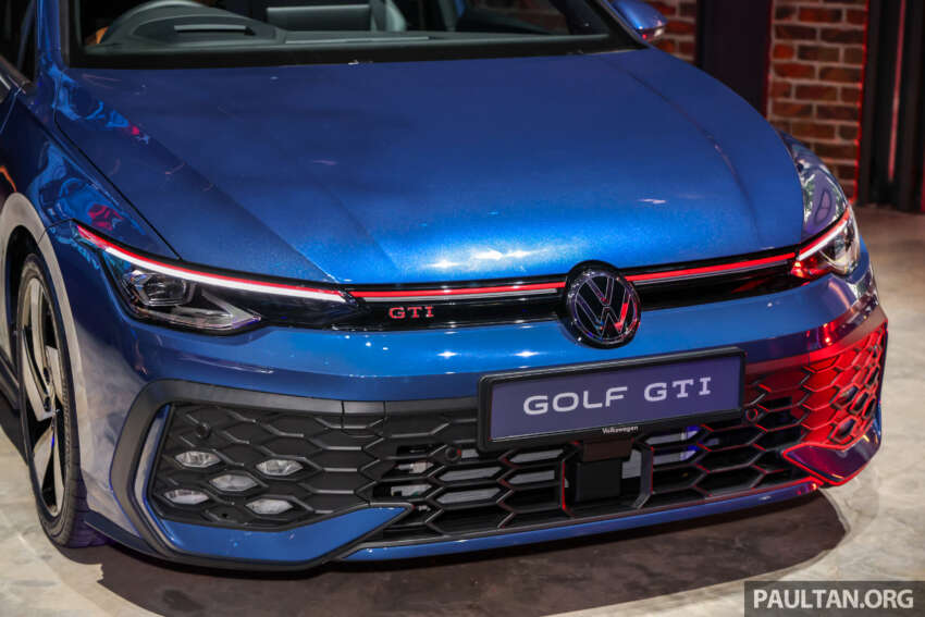 Volkswagen Golf Mk8.5 in Malaysia – R-Line with 150 PS 1.5L MHEV, dry DSG; GTI 265 PS RM250k with VAP 1993981