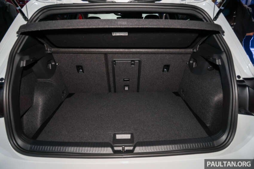Volkswagen Golf Mk8.5 in Malaysia – R-Line with 150 PS 1.5L MHEV, dry DSG; GTI 265 PS RM250k with VAP 1993973