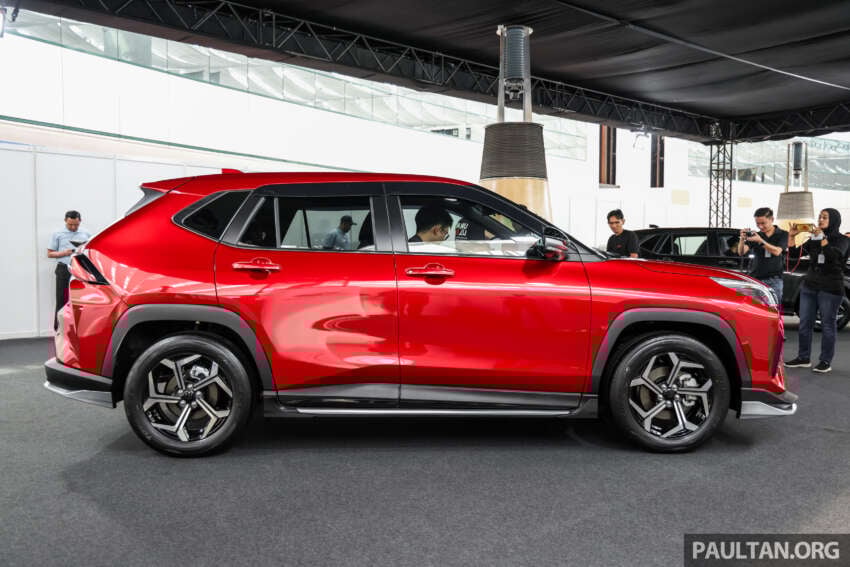 2026 Perodua Traz launched in Malaysia – Toyota Yaris Cross B-SUV twin, 1.5L NA CVT, X/H variants, fr RM76k 2013244