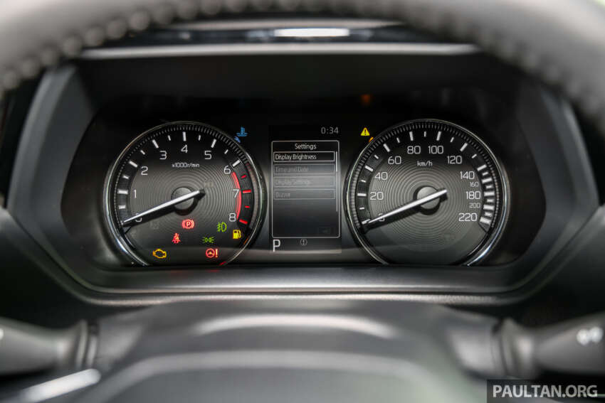 Perodua Traz 2026 dilancar di M’sia — kembar Toyota Yaris Cross, 1.5L NA CVT, varian X/H, dari RM76k 2014148
