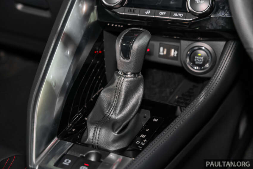 Perodua Traz 2026 dilancar di M’sia — kembar Toyota Yaris Cross, 1.5L NA CVT, varian X/H, dari RM76k 2014175