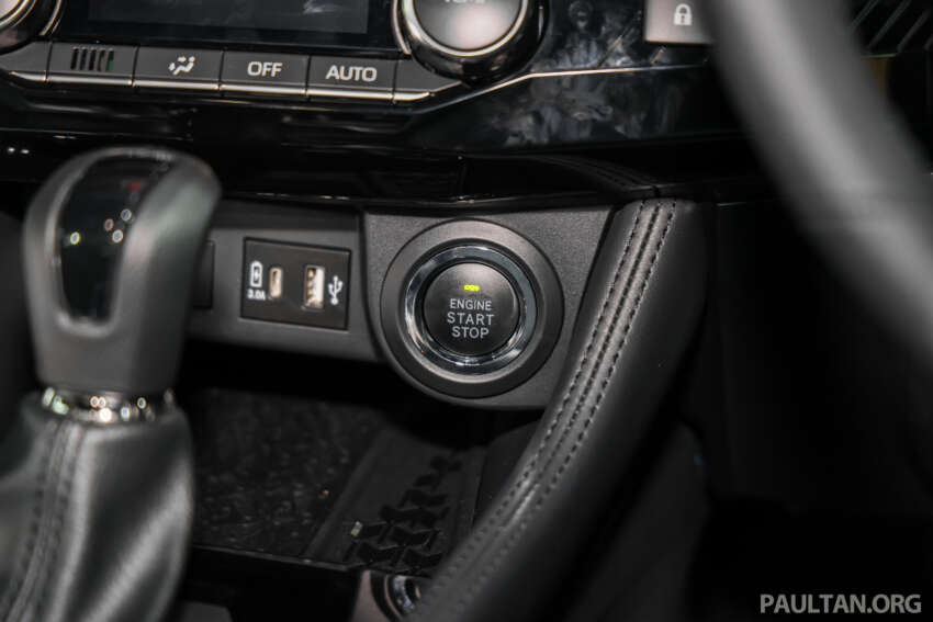 Perodua Traz 2026 dilancar di M’sia — kembar Toyota Yaris Cross, 1.5L NA CVT, varian X/H, dari RM76k 2014176