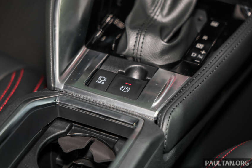 Perodua Traz 2026 dilancar di M’sia — kembar Toyota Yaris Cross, 1.5L NA CVT, varian X/H, dari RM76k 2014178