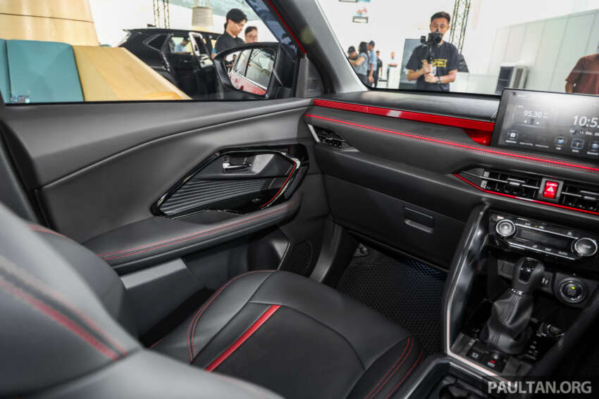 Perodua Traz 2026 dilancar di M’sia — kembar Toyota Yaris Cross, 1.5L NA CVT, varian X/H, dari RM76k 2014193
