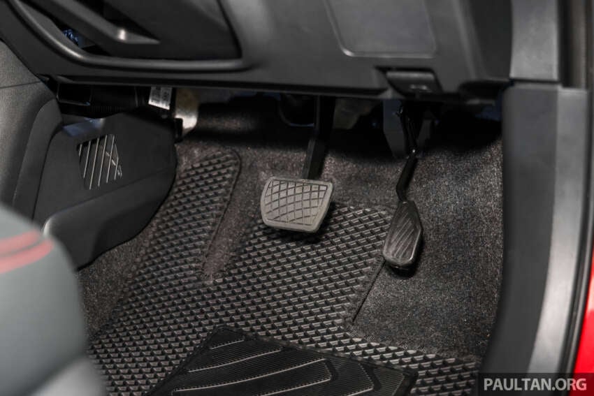 2026 Perodua Traz launched in Malaysia – Toyota Yaris Cross B-SUV twin, 1.5L NA CVT, X/H variants, fr RM76k 2013379