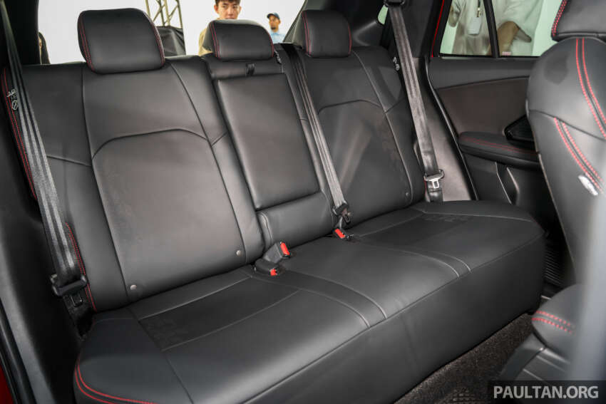 Perodua Traz 2026 dilancar di M’sia — kembar Toyota Yaris Cross, 1.5L NA CVT, varian X/H, dari RM76k 2014228