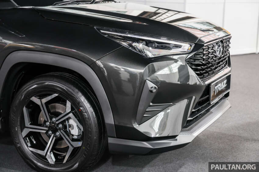 Perodua Traz 2026 dilancar di M’sia — kembar Toyota Yaris Cross, 1.5L NA CVT, varian X/H, dari RM76k 2013948
