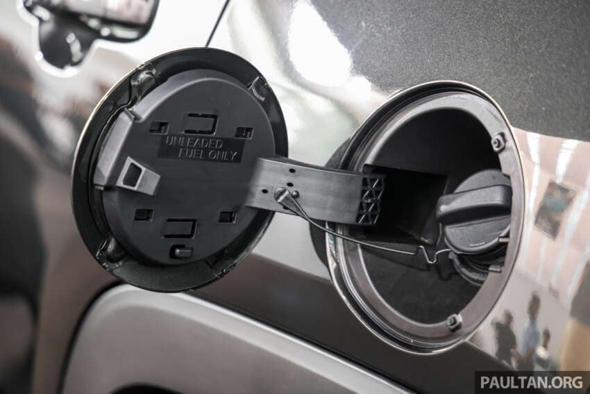 2026 Perodua Traz launched in Malaysia – Toyota Yaris Cross B-SUV twin, 1.5L NA CVT, X/H variants, fr RM76k 2013135