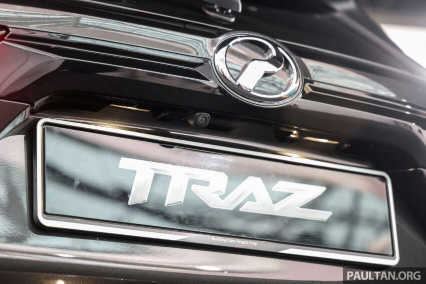 Perodua Traz 2026 dilancar di M’sia — kembar Toyota Yaris Cross, 1.5L NA CVT, varian X/H, dari RM76k 2013969