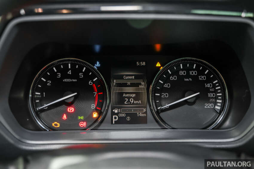 Perodua Traz 2026 dilancar di M’sia — kembar Toyota Yaris Cross, 1.5L NA CVT, varian X/H, dari RM76k 2013988