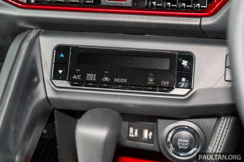 Perodua Traz 2026 dilancar di M’sia — kembar Toyota Yaris Cross, 1.5L NA CVT, varian X/H, dari RM76k 2014016