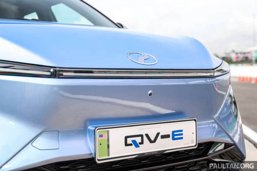 Perodua QV-E dirasmi — EV Malaysia, input Magna Steyr, 0-100 km/j  7.5 saat, jarak 445 km NEDC, RM80k 2006300