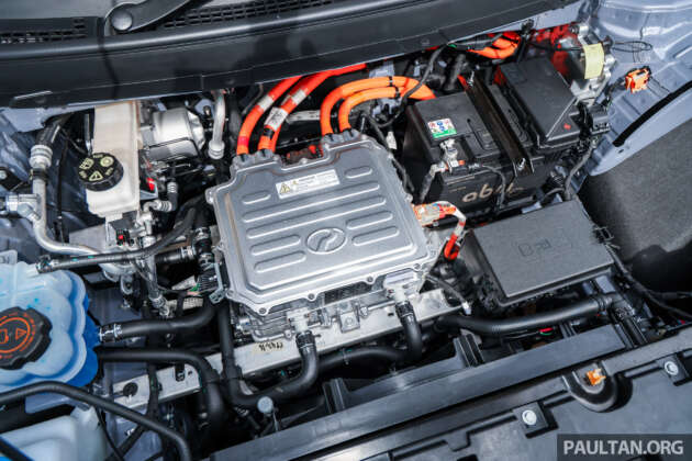 Perodua QV-E dirasmi — EV Malaysia, input Magna Steyr, 0-100 km/j  7.5 saat, jarak 445 km NEDC, RM80k