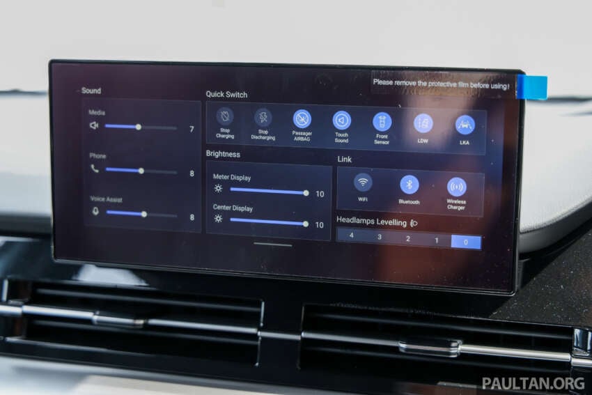 Perodua QV-E dirasmi — EV Malaysia, input Magna Steyr, 0-100 km/j  7.5 saat, jarak 445 km NEDC, RM80k 2006428