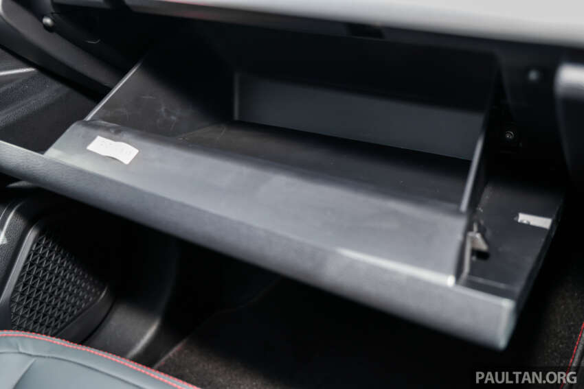 Perodua QV-E dirasmi — EV Malaysia, input Magna Steyr, 0-100 km/j  7.5 saat, jarak 445 km NEDC, RM80k 2006446