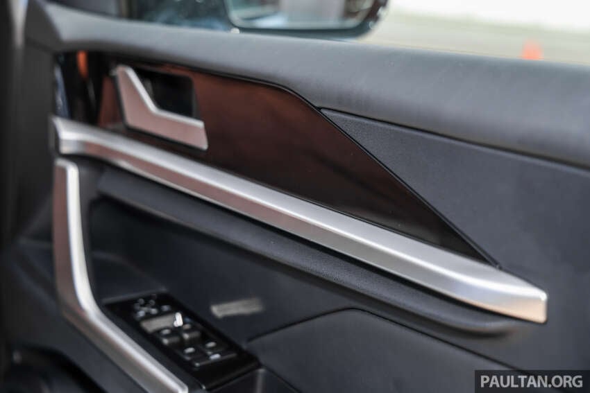 Perodua QV-E dirasmi — EV Malaysia, input Magna Steyr, 0-100 km/j  7.5 saat, jarak 445 km NEDC, RM80k 2006458