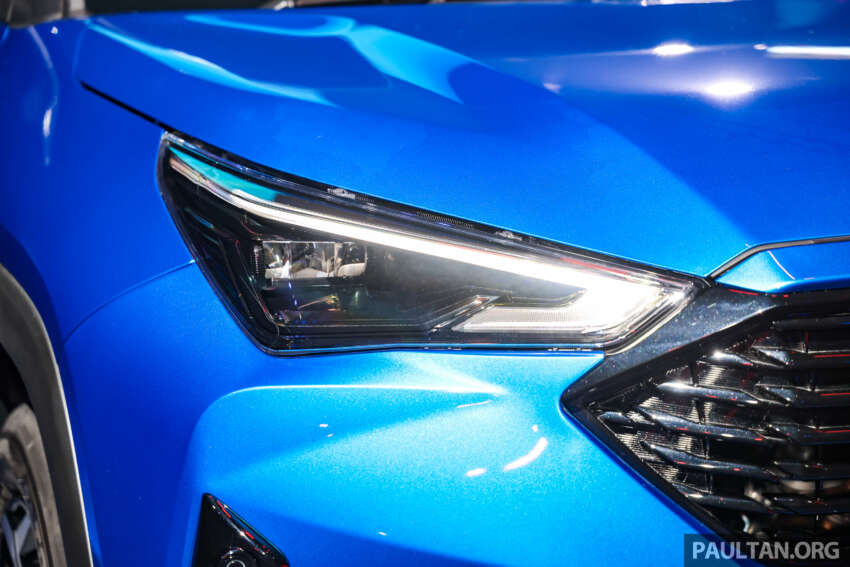 Perodua Traz 2026 dilancar di M’sia — kembar Toyota Yaris Cross, 1.5L NA CVT, varian X/H, dari RM76k 2015731
