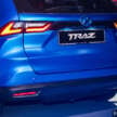 Perodua Traz 2026 dilancar di M’sia — kembar Toyota Yaris Cross, 1.5L NA CVT, varian X/H, dari RM76k