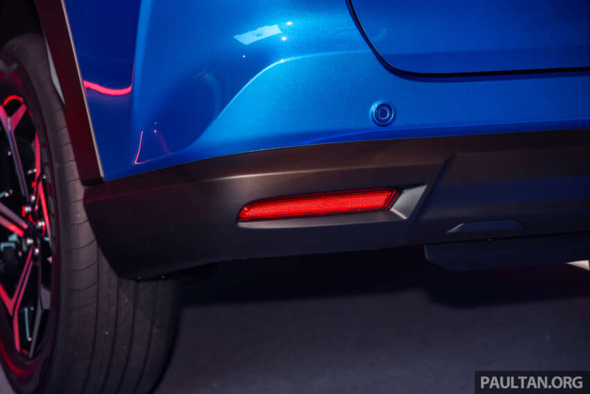 Perodua Traz 2026 dilancar di M’sia — kembar Toyota Yaris Cross, 1.5L NA CVT, varian X/H, dari RM76k 2015747