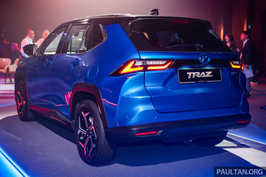 Perodua Traz 2026 dilancar di M’sia — kembar Toyota Yaris Cross, 1.5L NA CVT, varian X/H, dari RM76k 2015725